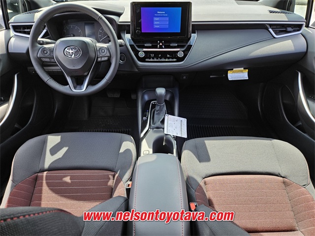 2025 Toyota Corolla SE photo 8