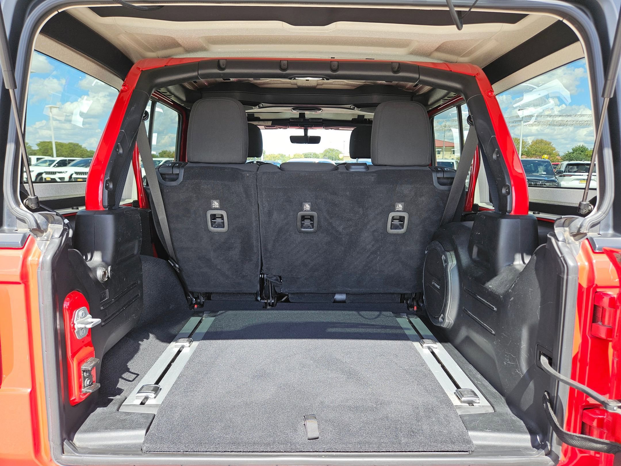 2018 Jeep Wrangler Unlimited Rubicon photo 23