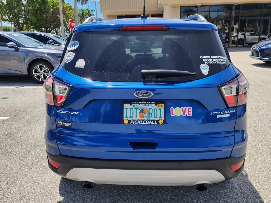 2017 Ford Escape Titanium photo 3