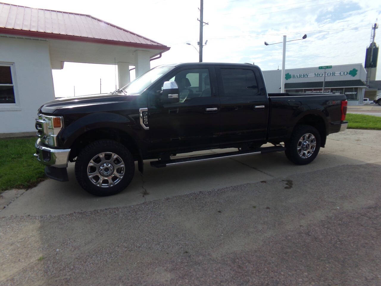 2022 Ford F-250 Lariat photo 13