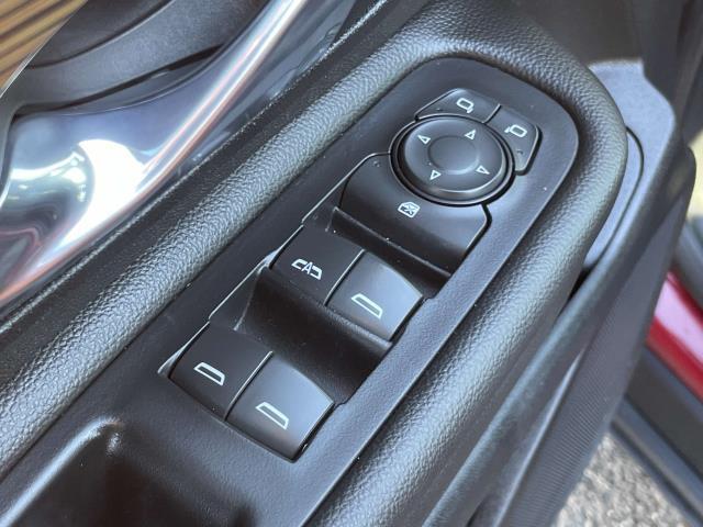 2021 Gmc Terrain SLE photo 12