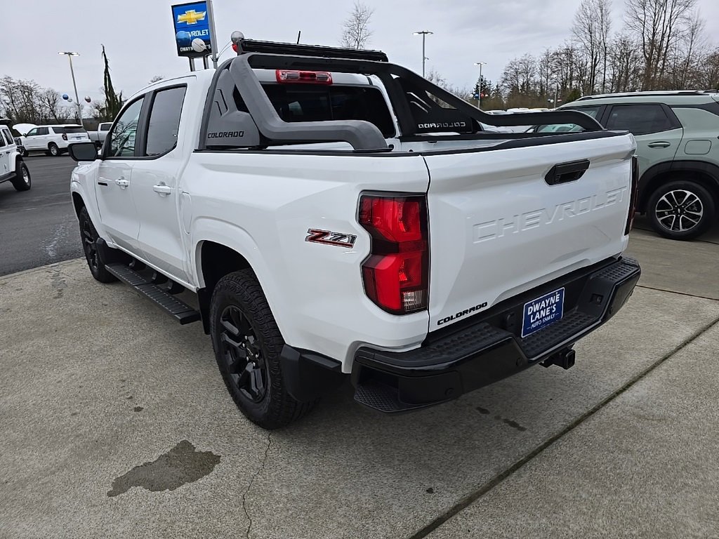 2025 Chevrolet Colorado Z71 photo 3