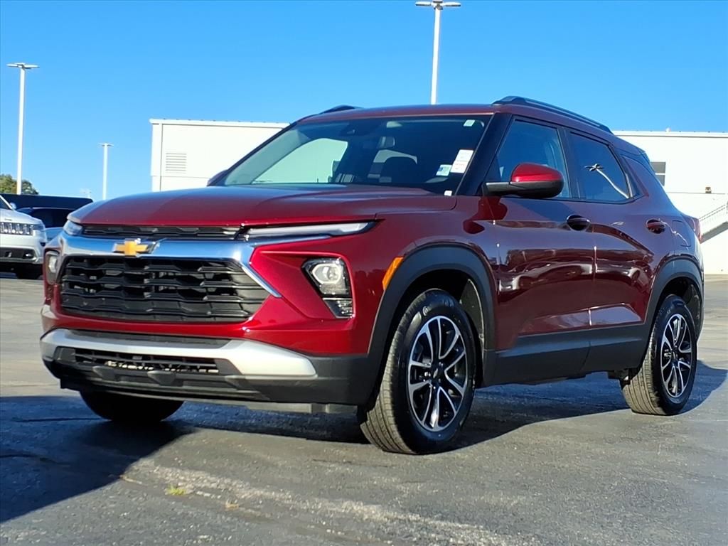 Used 2025 Chevrolet Trailblazer LT with VIN KL79MPSL4SB142657 for sale in Kansas City