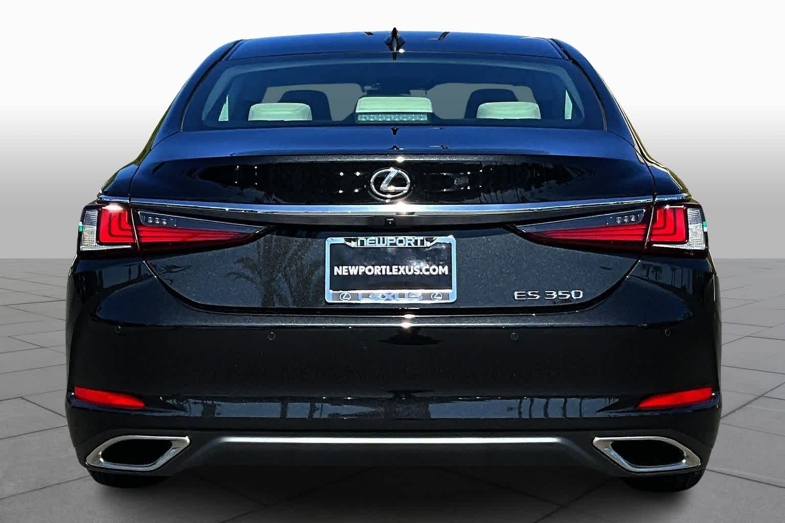 2025 Lexus ES 350 photo 4