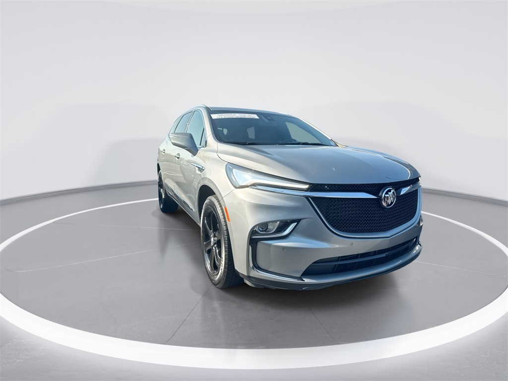 2023 Buick Enclave Essence photo 2
