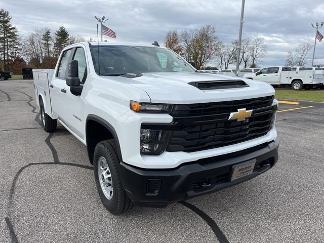 2024 Chevrolet Silverado 2500HD photo 3