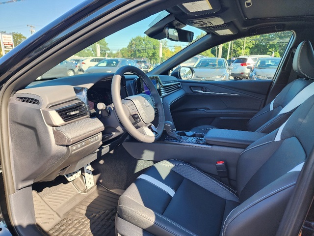2025 Toyota Camry SE photo 12