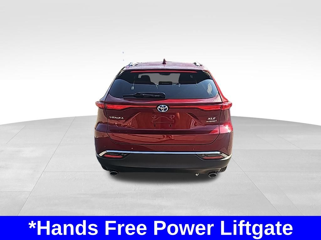 2021 Toyota Venza XLE photo 5