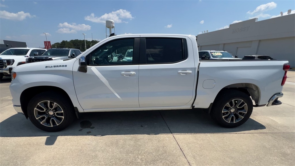 2023 Chevrolet Silverado 1500 LT photo 5