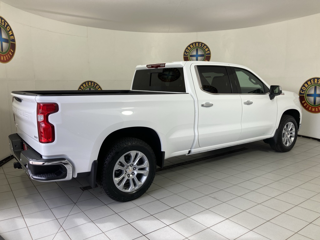 2026 Chevrolet Silverado 1500 LTZ photo 17