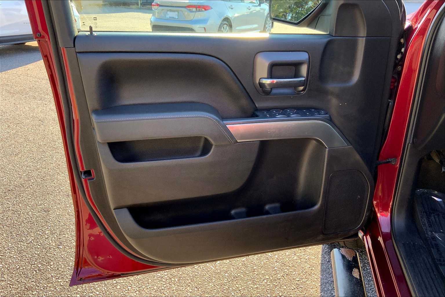 2017 Chevrolet Silverado 1500 LT photo 20