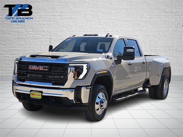 2026 GMC Sierra 3500HD Pro's photo