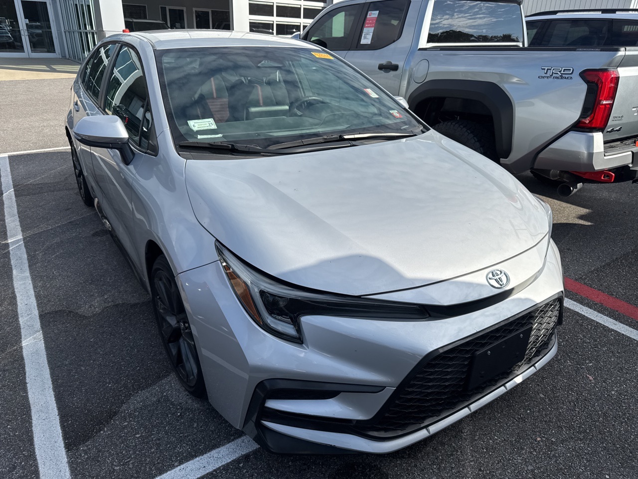 2023 Toyota Corolla SE photo 2