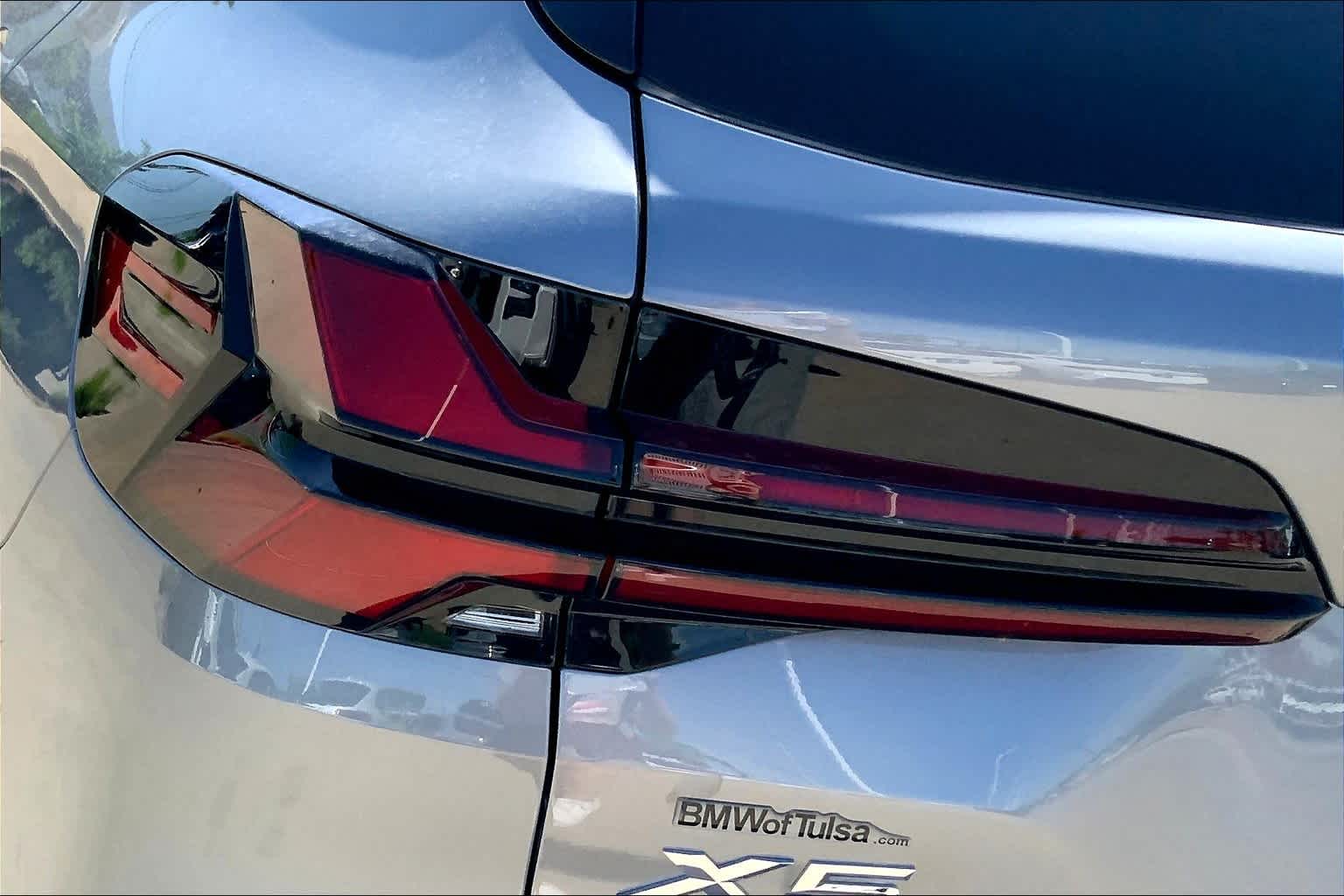 New 2025 Skyscraper Grey Metallic BMW xDrive50e image 14