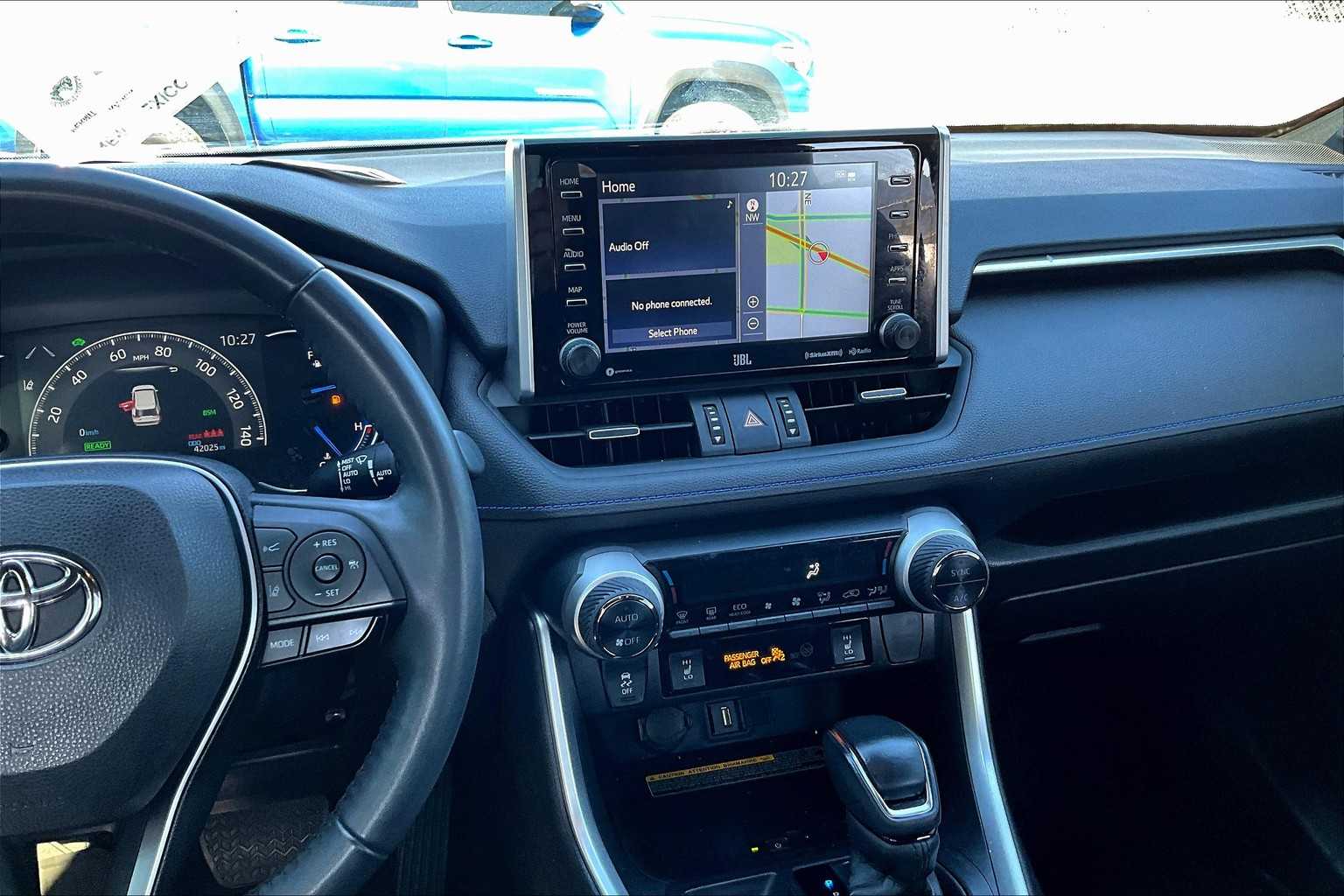 2021 Toyota RAV4 Hybrid XSE photo 6