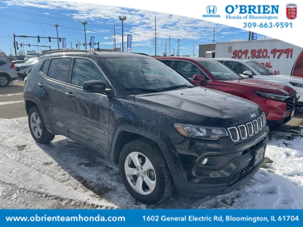 2022 Jeep Compass Latitude's photo