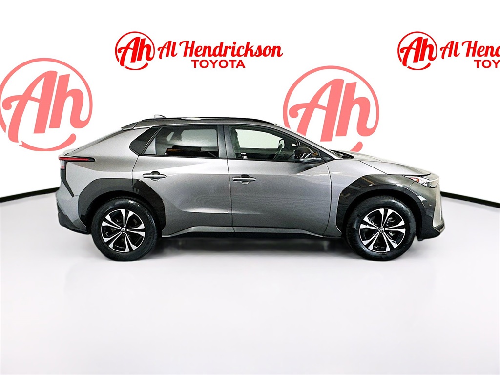 Used 2024 Toyota bZ4X XLE with VIN JTMAAAAA3RA046038 for sale in Coconut Creek, FL