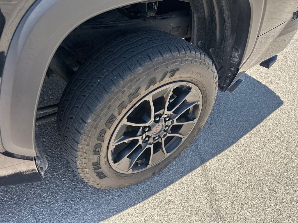 2023 Toyota Tundra SR5 CrewMax photo 19