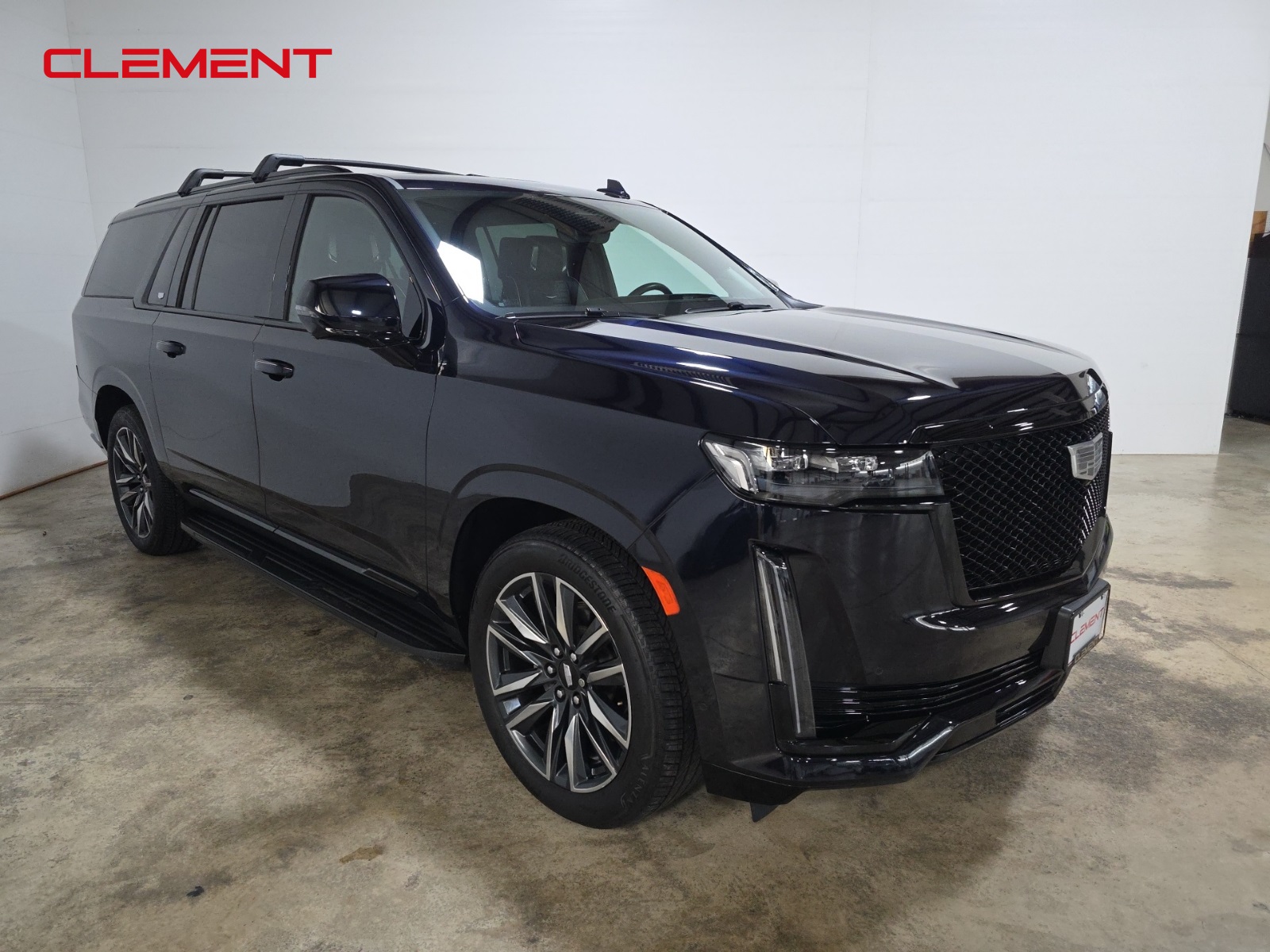 2022 Cadillac Escalade ESV Sport Platinum photo 2
