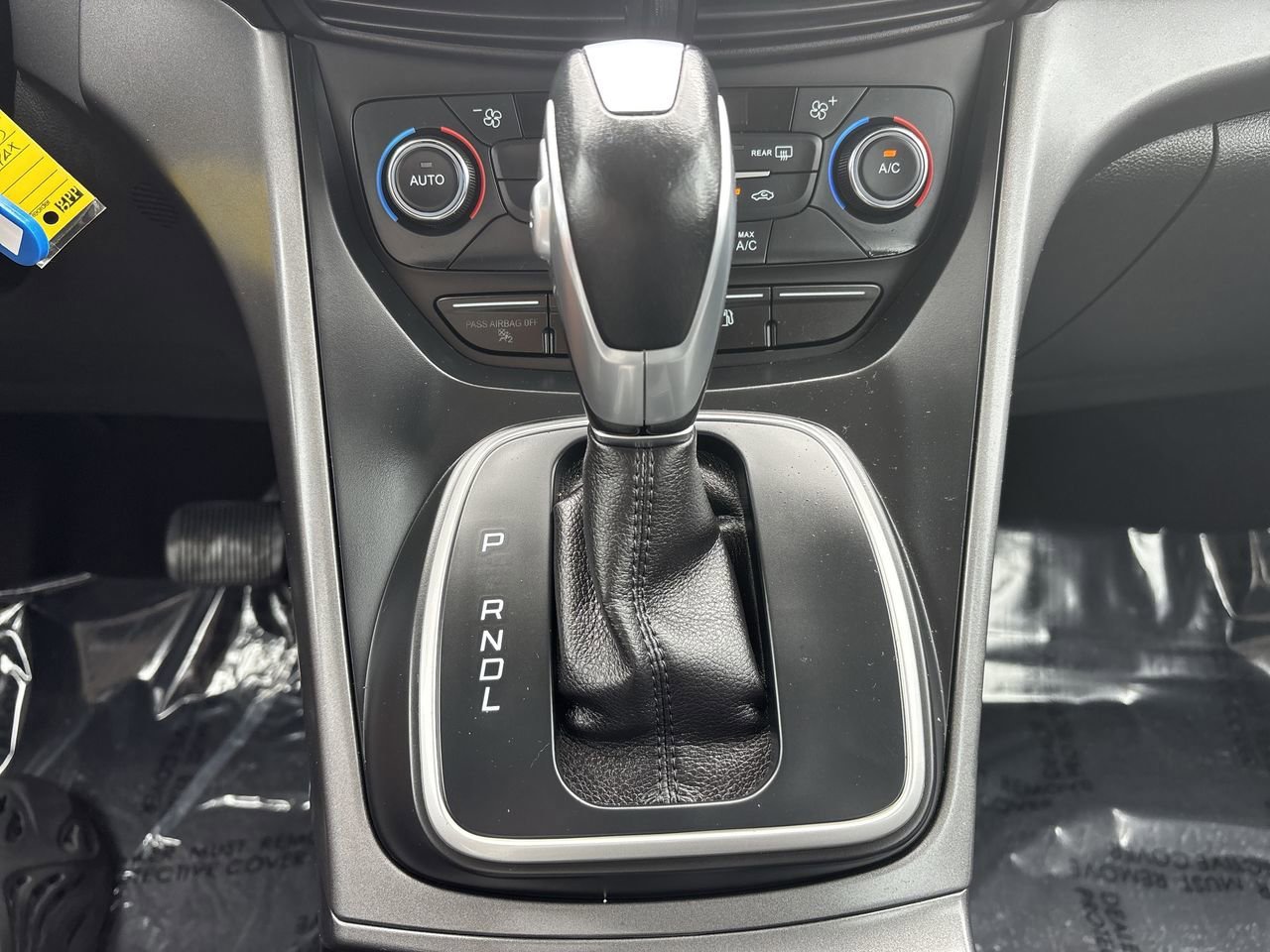 2017 Ford C-Max Hybrid SE photo 23