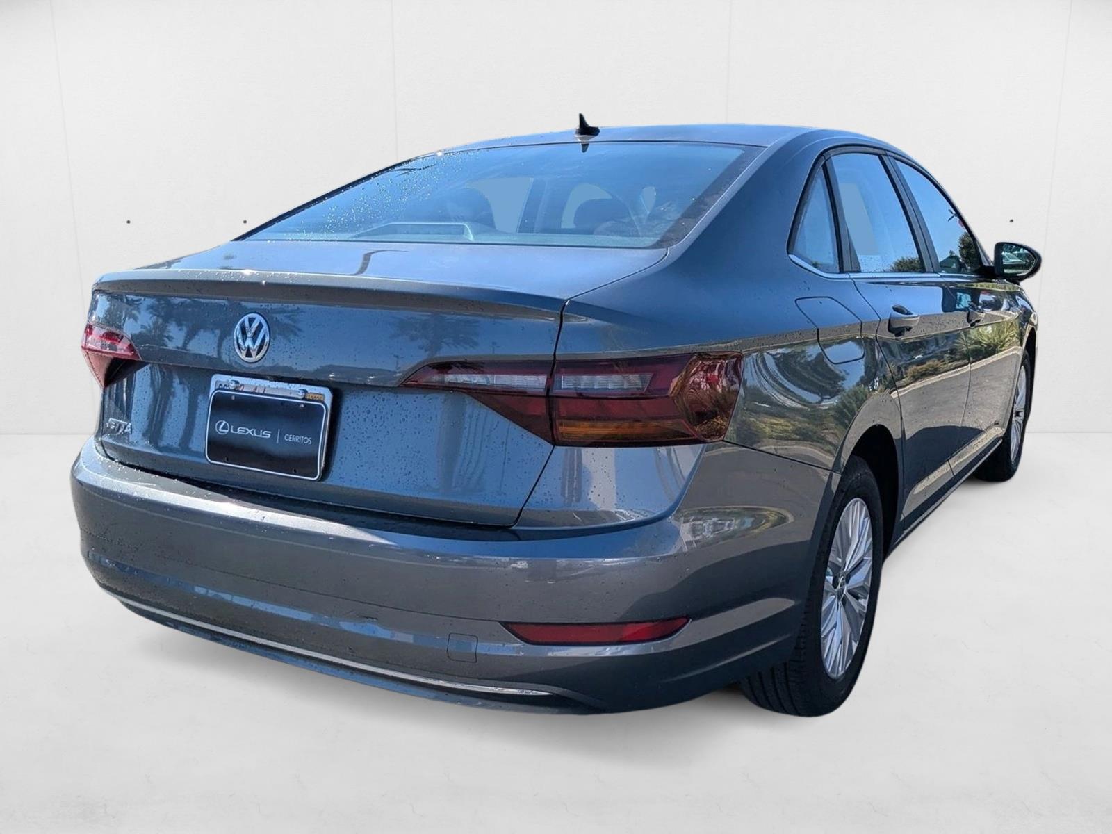 2019 Volkswagen Jetta SE R-Line photo 5