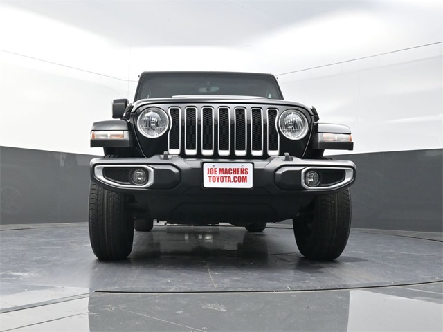 2023 Jeep Wrangler Sahara photo 24