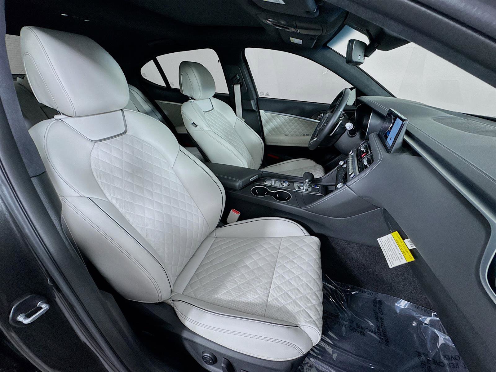 2025 Genesis G70 3.3T Sport Prestige photo 30