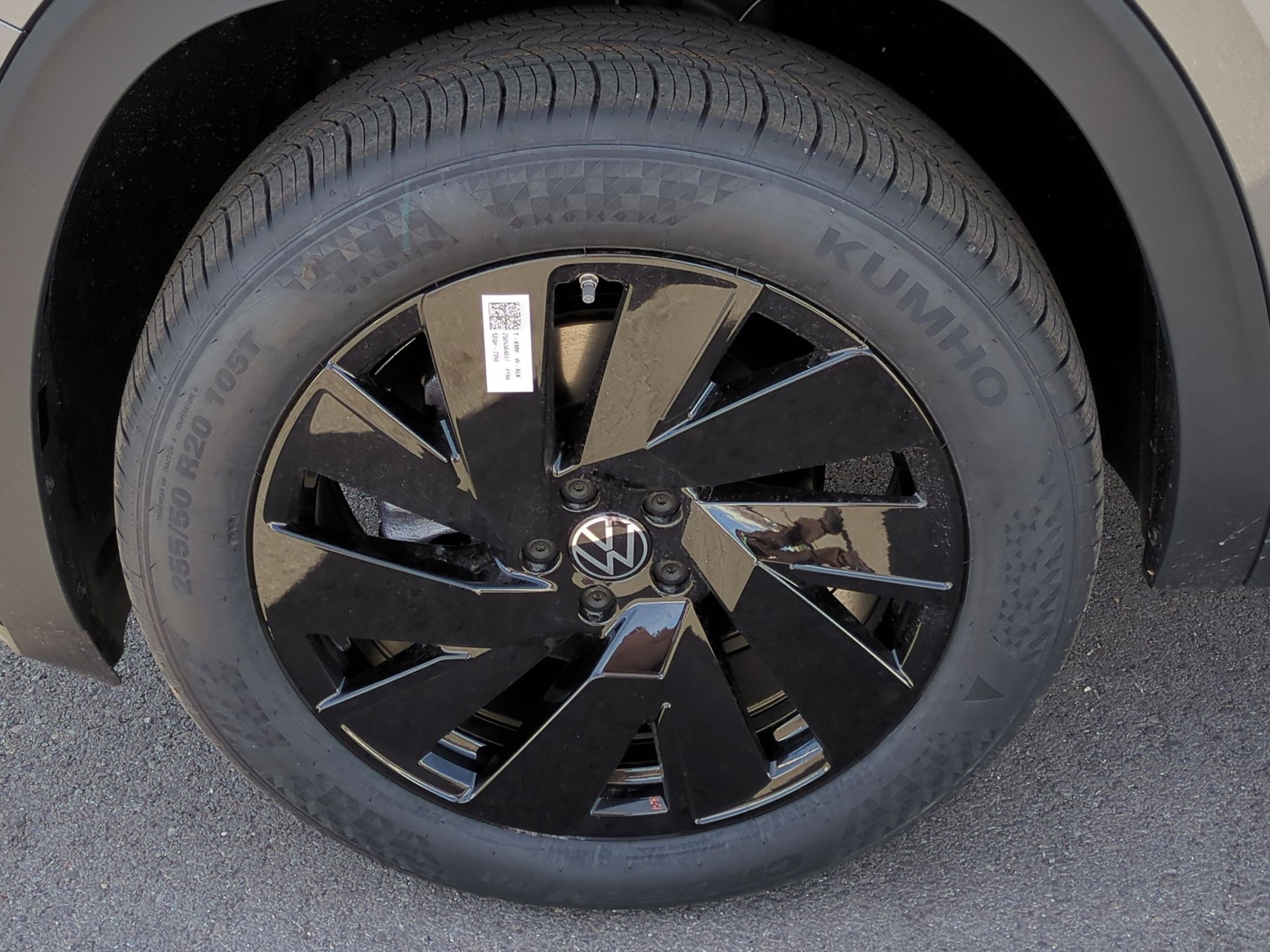 2025 Volkswagen Atlas Cross Sport SE Technology photo 14