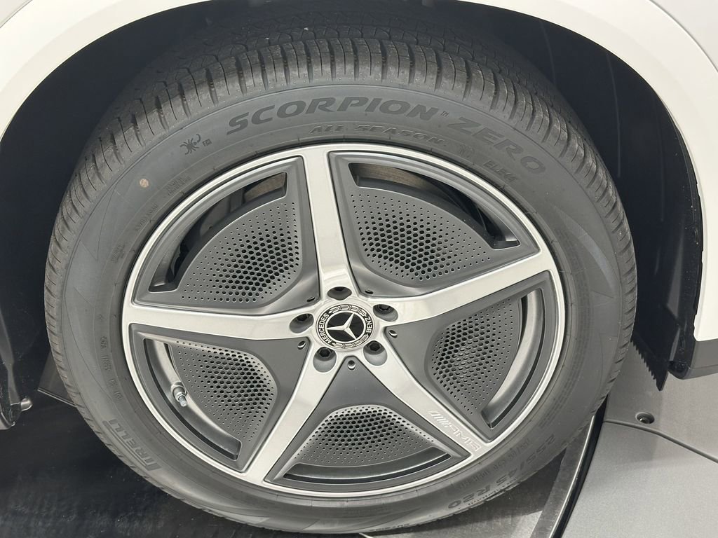 2026 Mercedes Benz EQE SUV 4MATIC photo 12