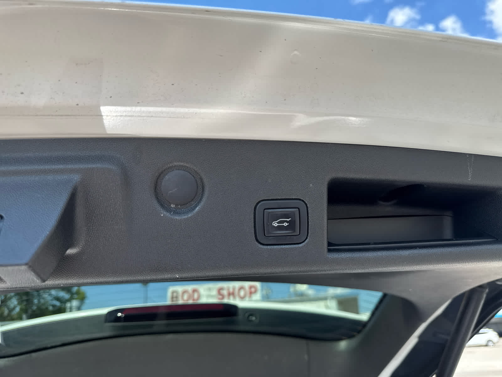 2018 Chevrolet Equinox LT photo 23