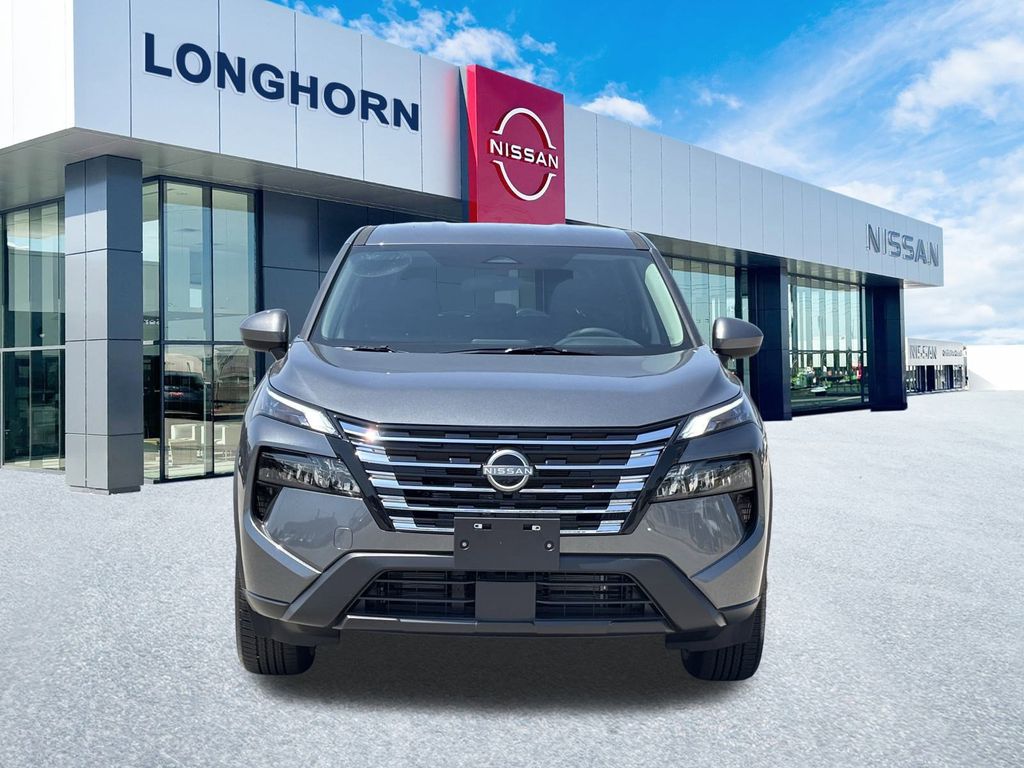 2026 Nissan Rogue SV photo 2