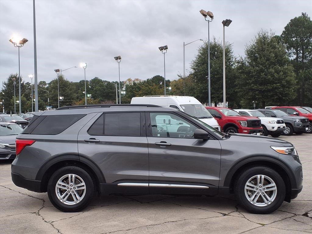 2024 Ford Explorer XLT photo 4