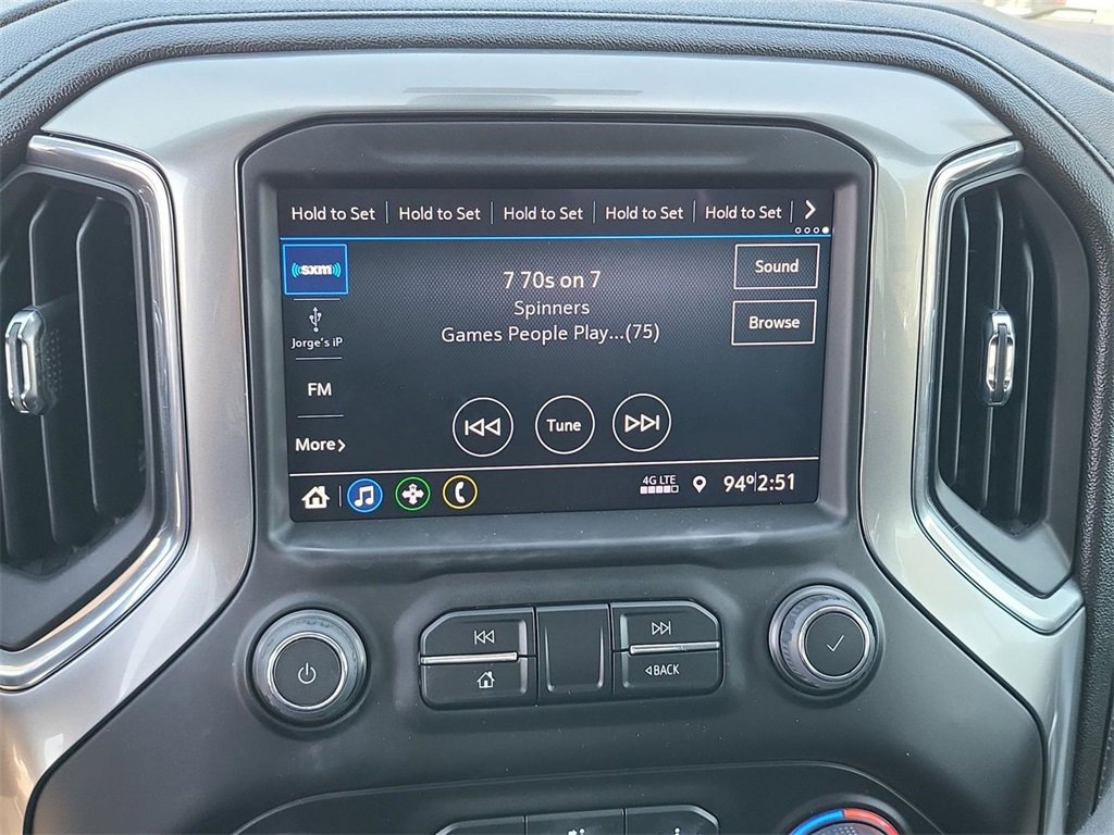 2022 Chevrolet Silverado 1500 RST photo 5