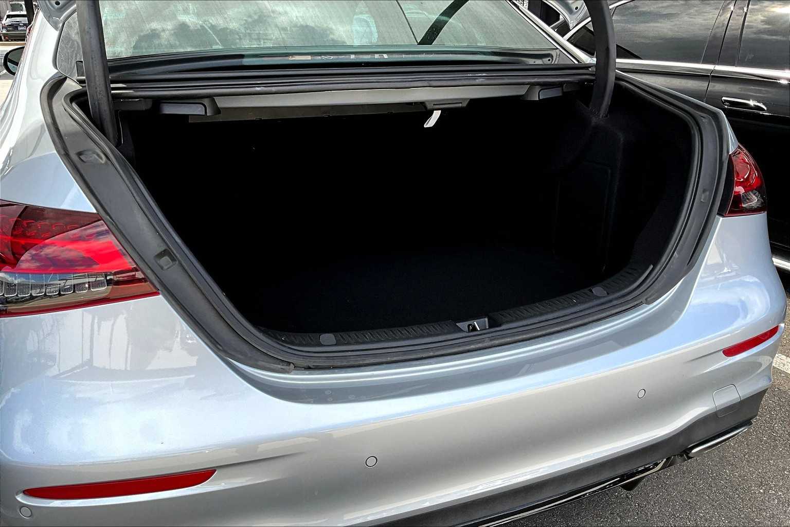 2021 Mercedes Benz E 350 photo 33