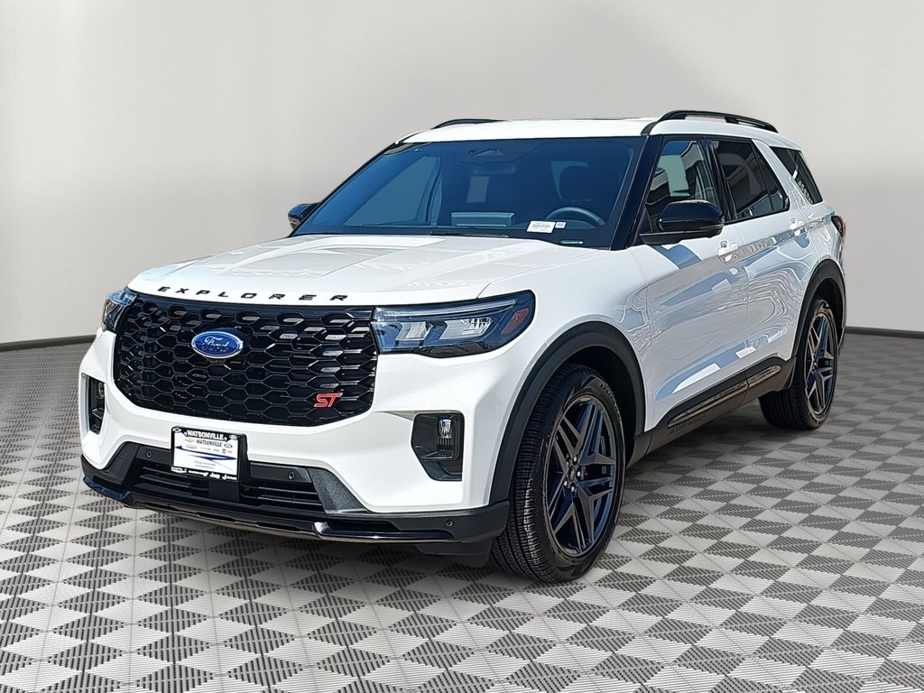 2025 Ford Explorer ST photo 5