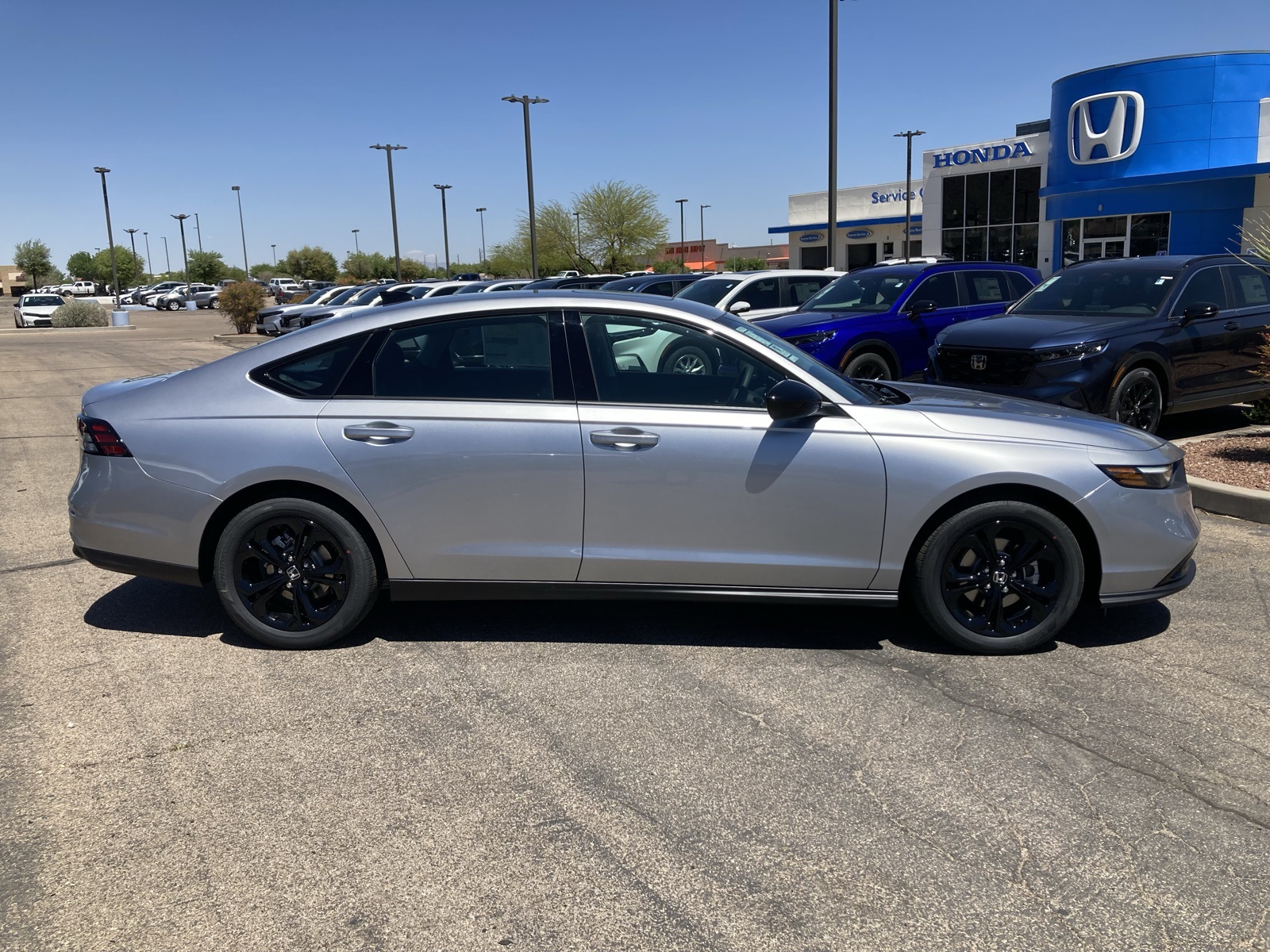 2025 Honda Accord SE photo 4