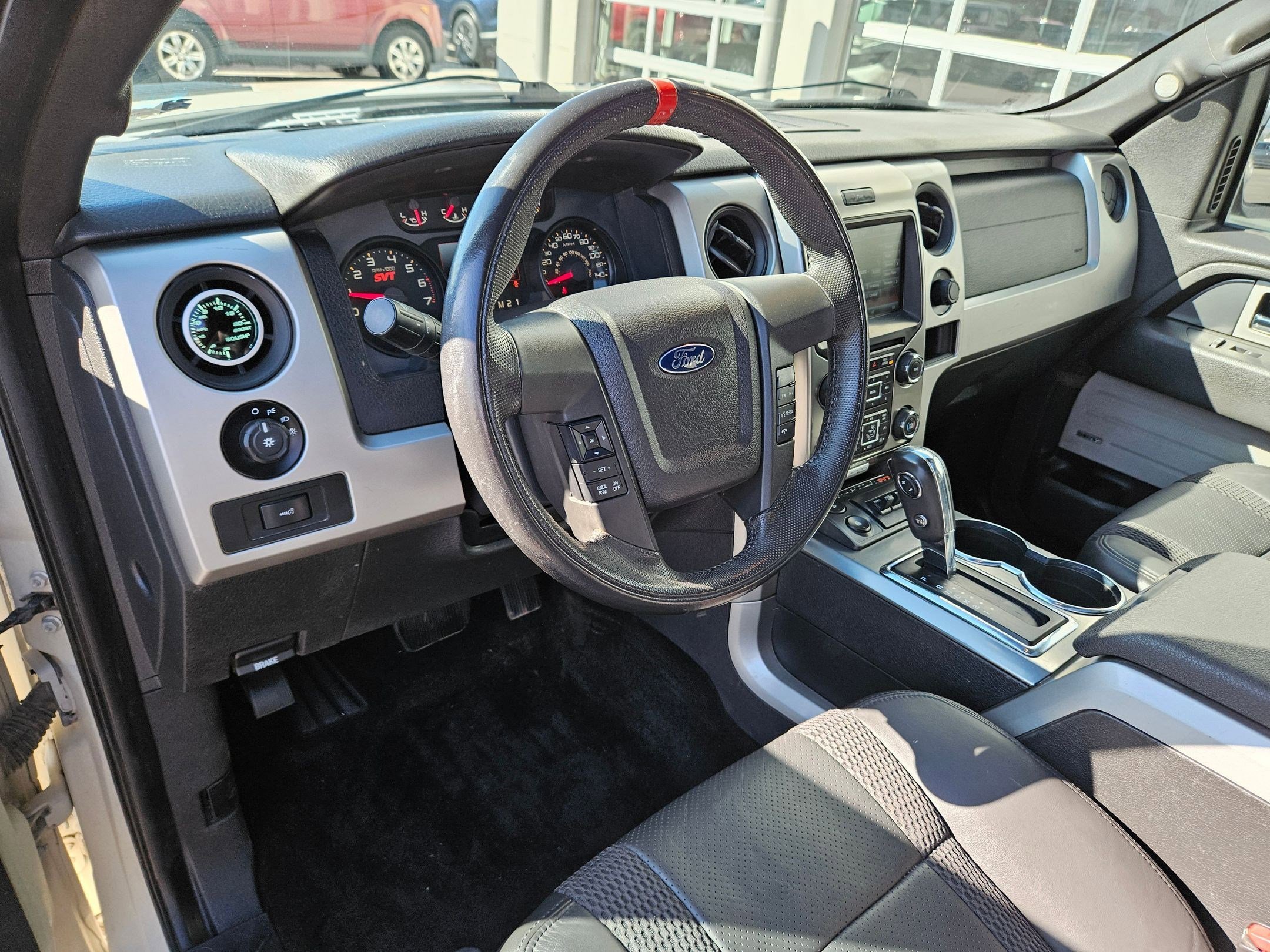 2014 Ford F-150 SVT Raptor photo 9
