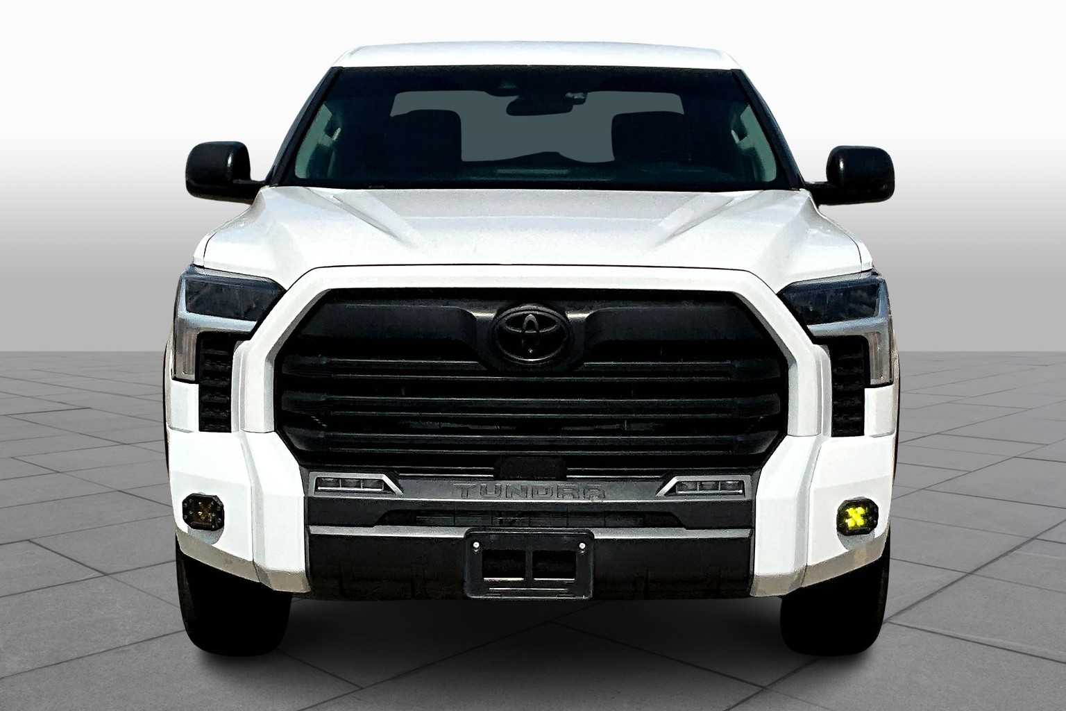 2022 Toyota Tundra SR5 photo 3