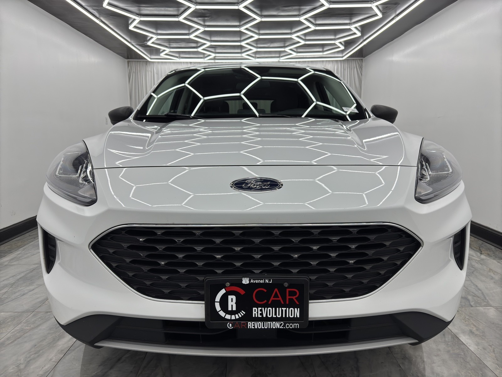 2022 Ford Escape SE photo 2