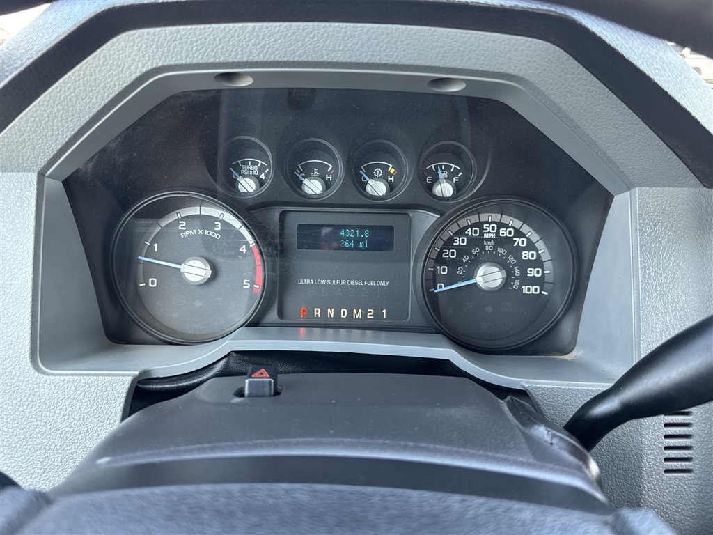 2014 Ford F-550 photo 10