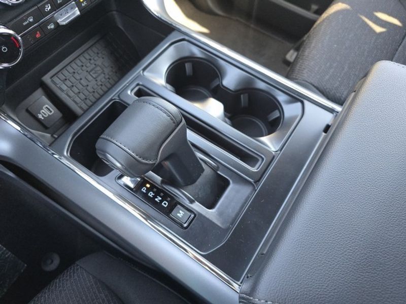 2025 Ford F-150 XLT photo 20