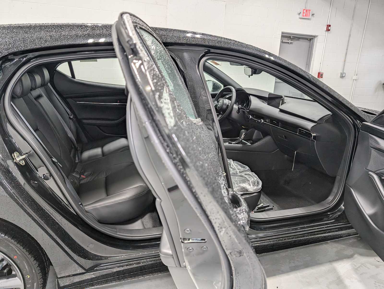 2025 Mazda Mazda3 Hatchback 2.5 s Preferred photo 5