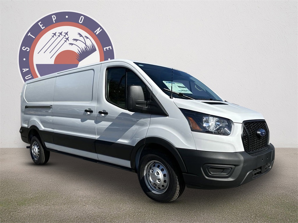 2024 Ford Transit photo 2