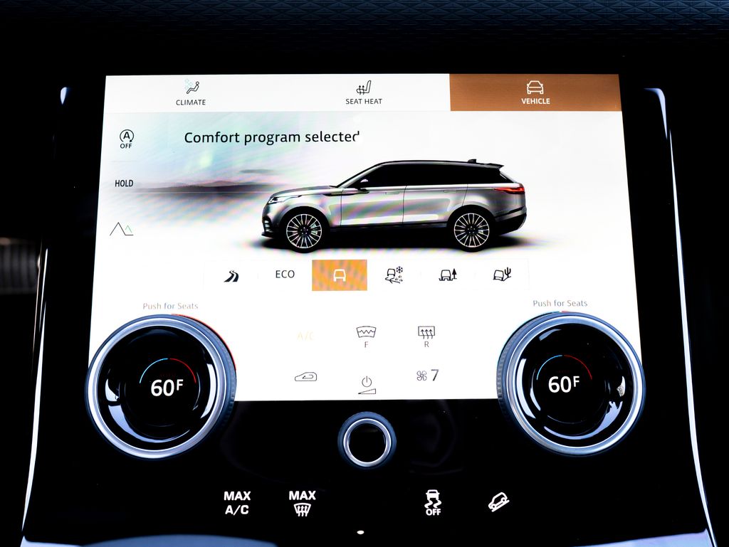 2021 Land Rover Range Rover Velar P250 R-Dynamic S photo 24