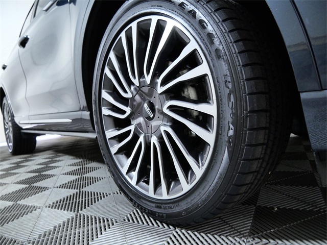 Used 2022 Lincoln Corsair Reserve with VIN 5LMCJ2DH1NUL14187 for sale in Apple Valley, Minnesota