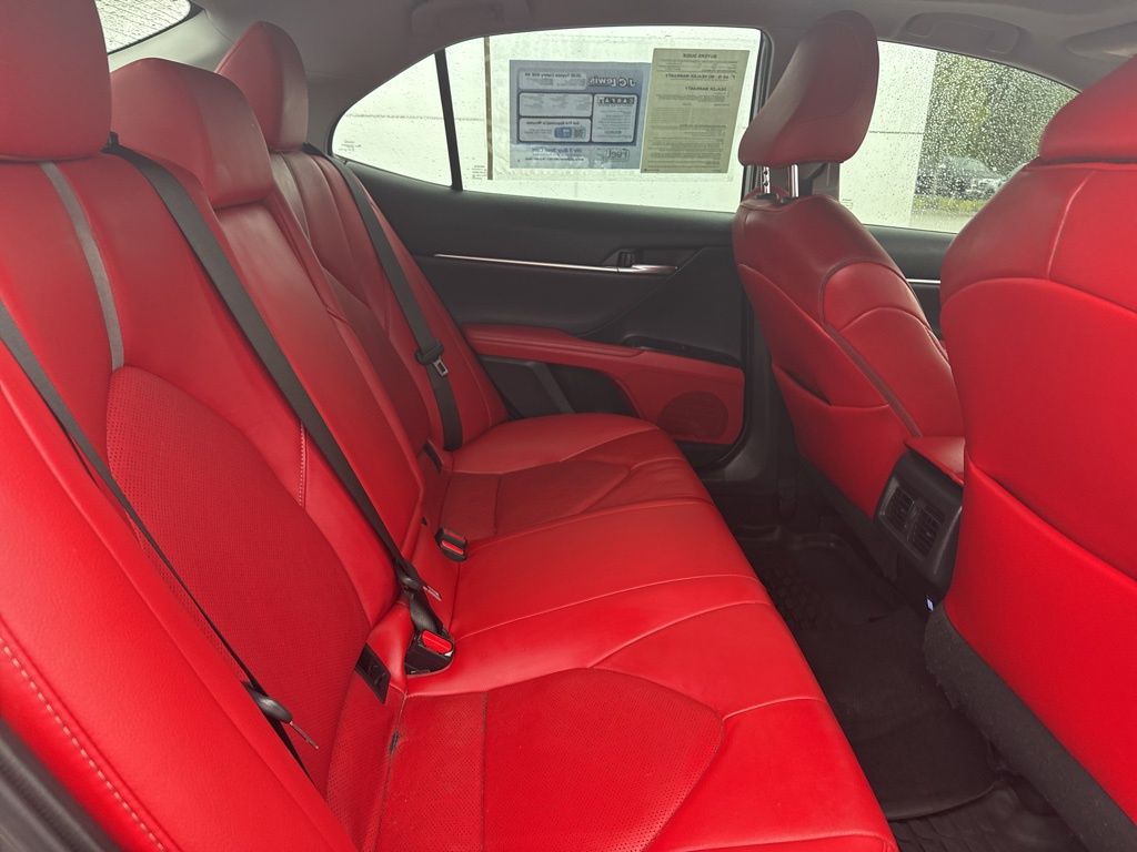2020 Toyota Camry XSE V6 photo 26