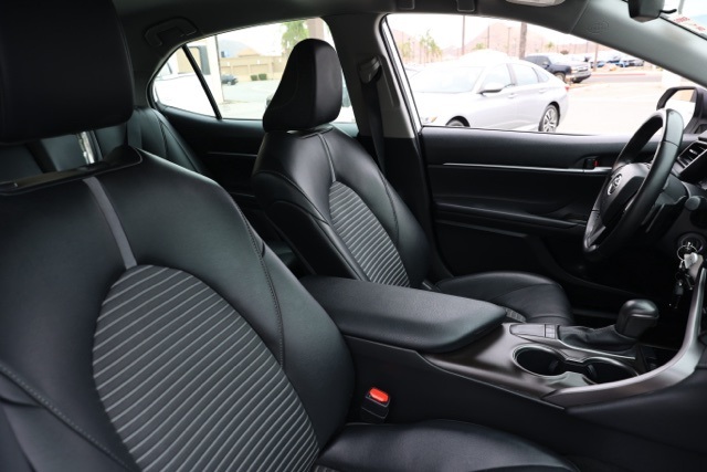 2023 Toyota Camry SE photo 19