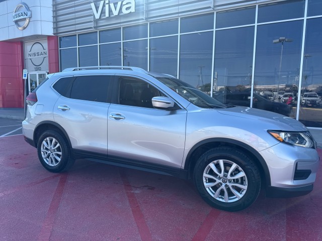 Used 2020 Brilliant Silver Metallic Nissan SV image 4