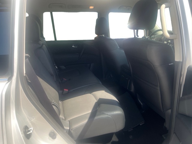 2024 Nissan Armada SV photo 7