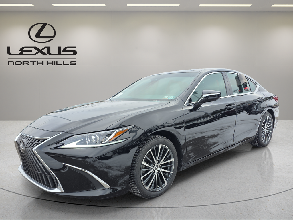 2024 Lexus ES 350's photo